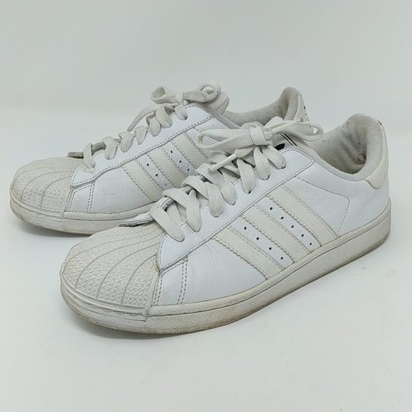 all white adidas classic